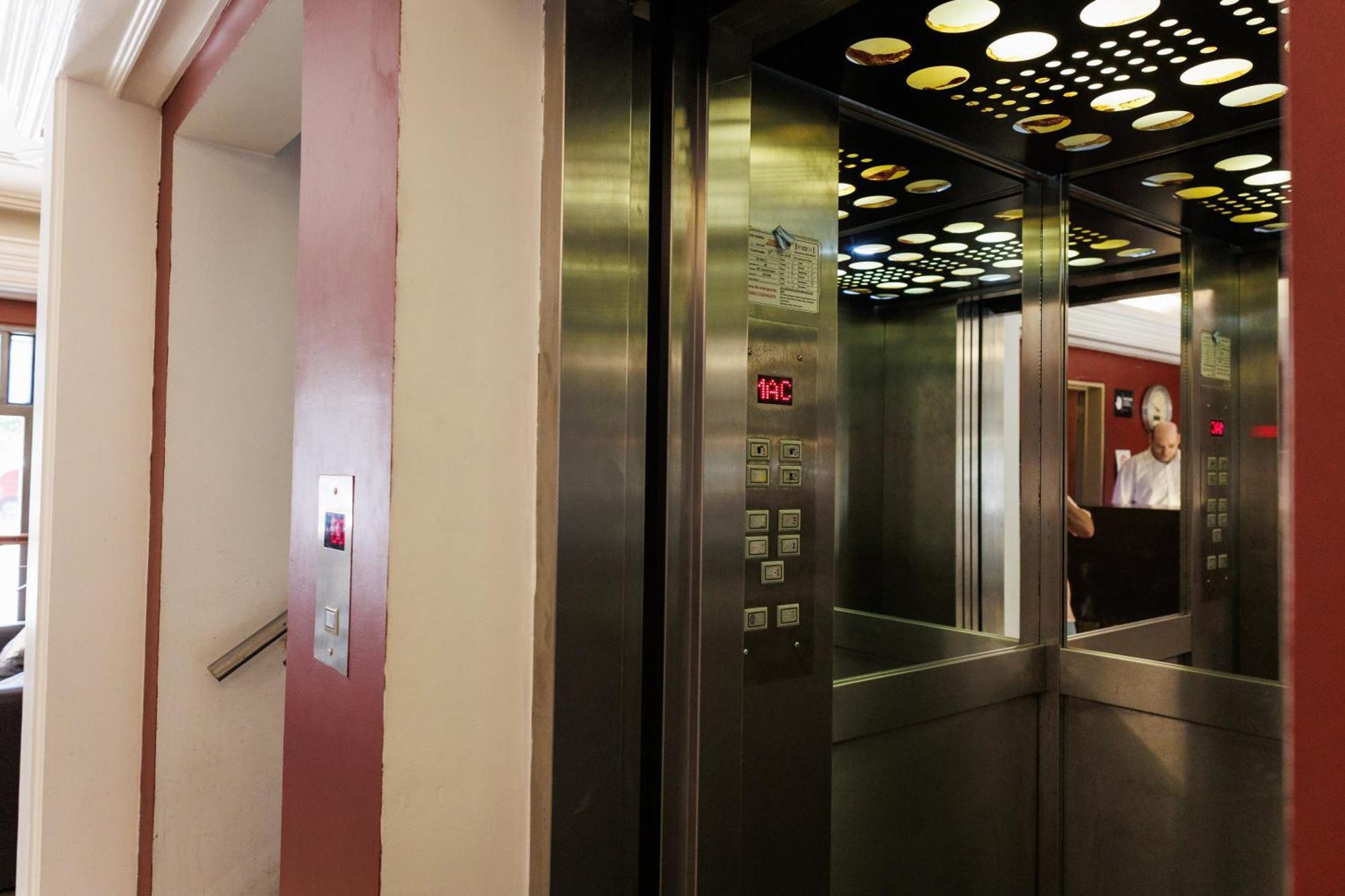 Hotel Petit Córdoba Zewnętrze zdjęcie